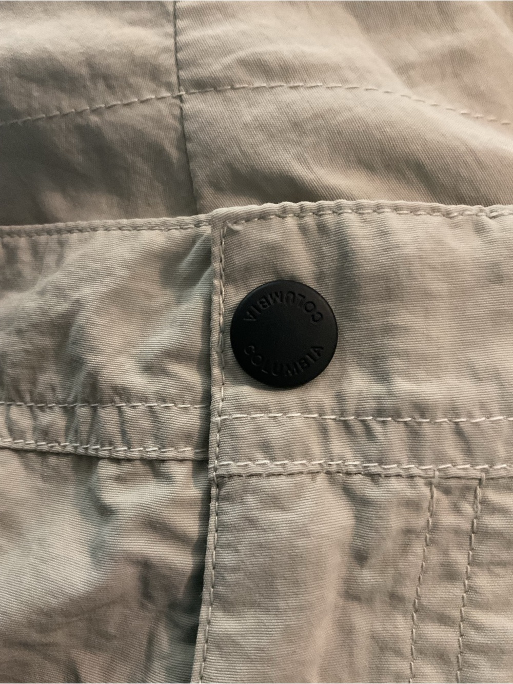 Columbia Beige/Tan Women's Outdoor Shorts - Picture 6 of 8